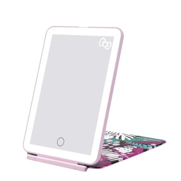 Impressions For Hello Kitty TouchPad Mini Tri-Tone LED Makeup Mirror - Picture 6 of 12